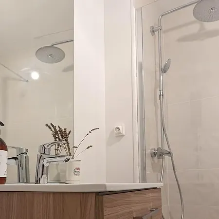 Le Boudoir D'emma - Jacuzzi Privatif - Detente - Massage