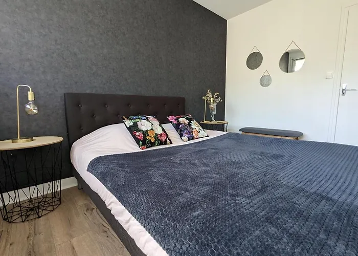 Le Boudoir D'emma - Jacuzzi Privatif - Detente - Massage Apartmán